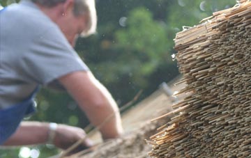 professional Raithby By Spilsby thatchers